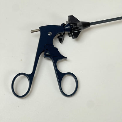 Surgical Wave Grasping Forceps,  5mm w/ Rotating Metal Handle