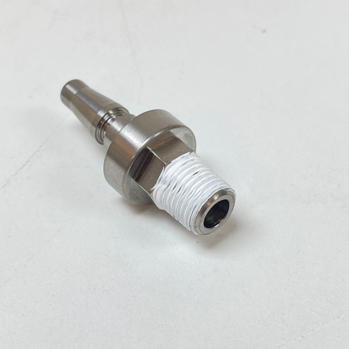 Medtronic 001-647 WF-25 Male Adapter Schrader Air Midas Rex Legend