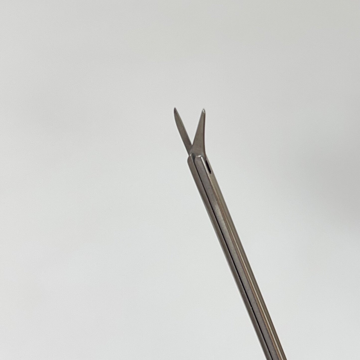 CODMAN 54-5604 Decker Alligator Scissors (Microsurgical) Straight 5.0mm