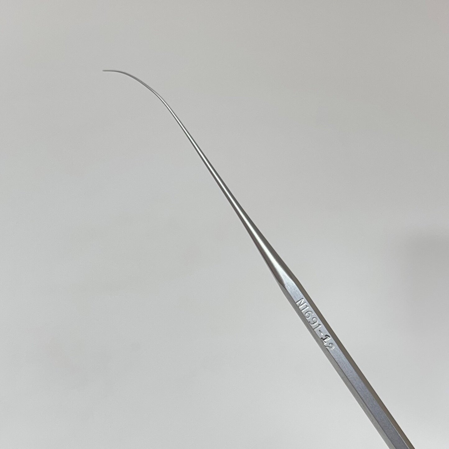 Bausch & Lomb Storz N1691 11 Pick Hough Heavy Curved Point