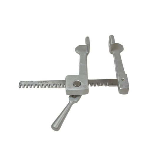 V. Mueller CH1260 FINOCHIETTO Spreaders Aluminum arms and blades instrument