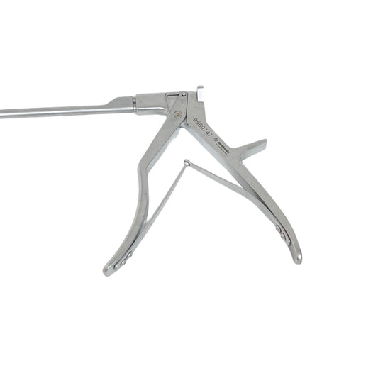 Medtronic 9560747 Articulating Peek ROD Holder, 5.5mm instrument