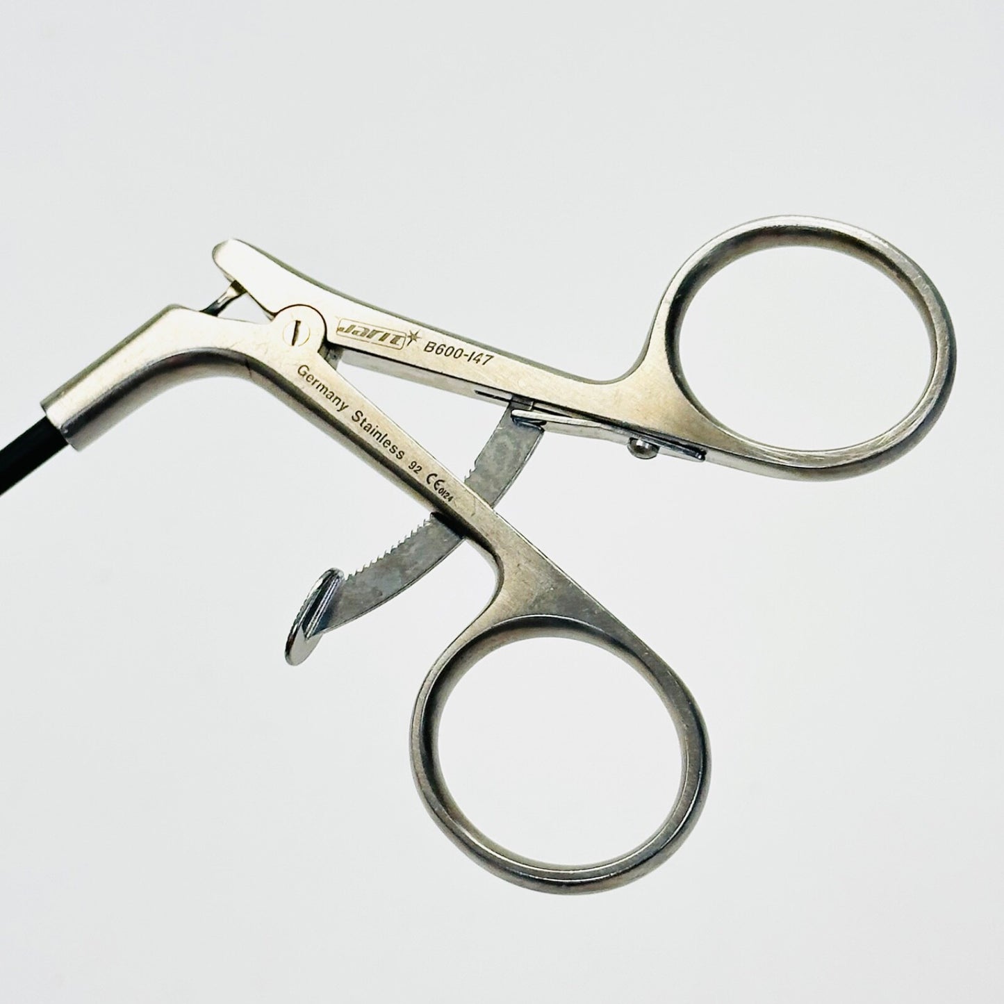 JARIT 600-147 Babcock Traditional Forcep w/Ratchet, Insulated, 5mm, 13-3/4"