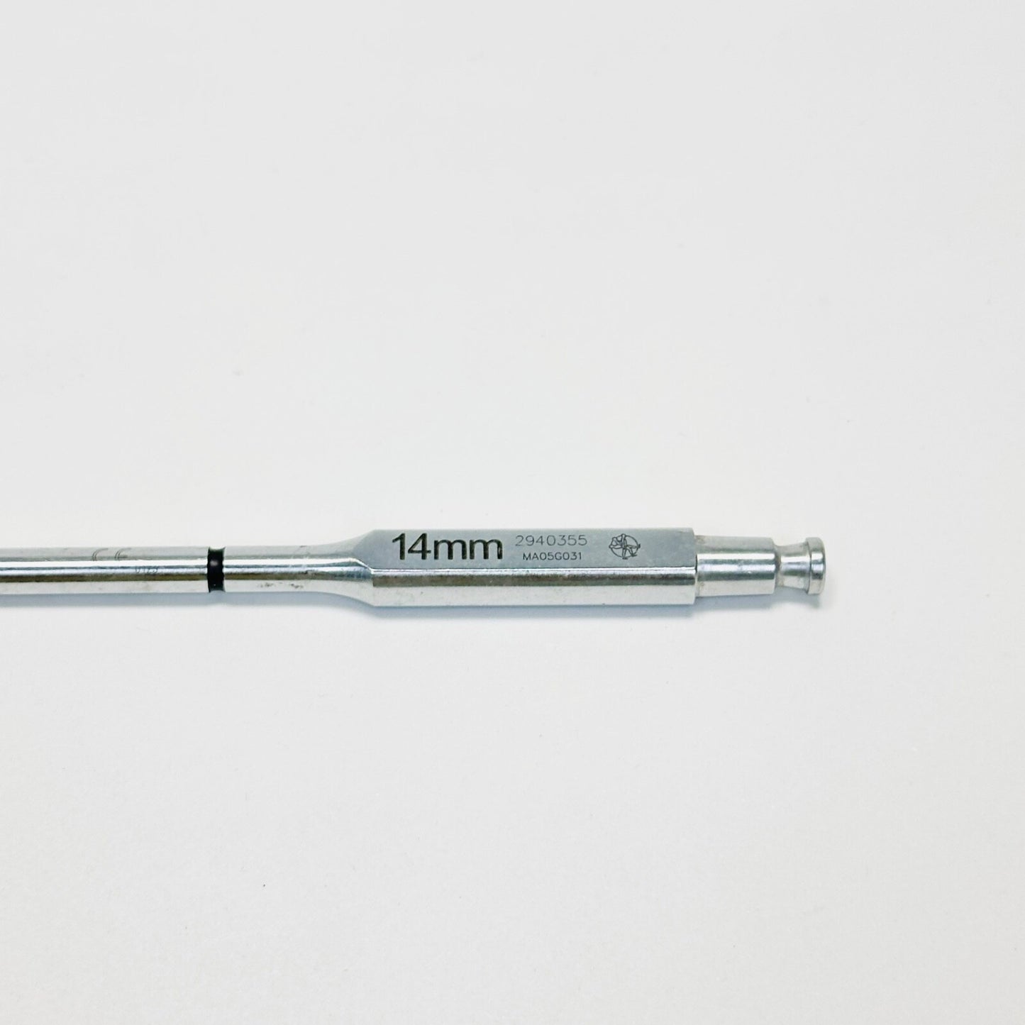 Medtronic 2940355 14mm Shaver instrument