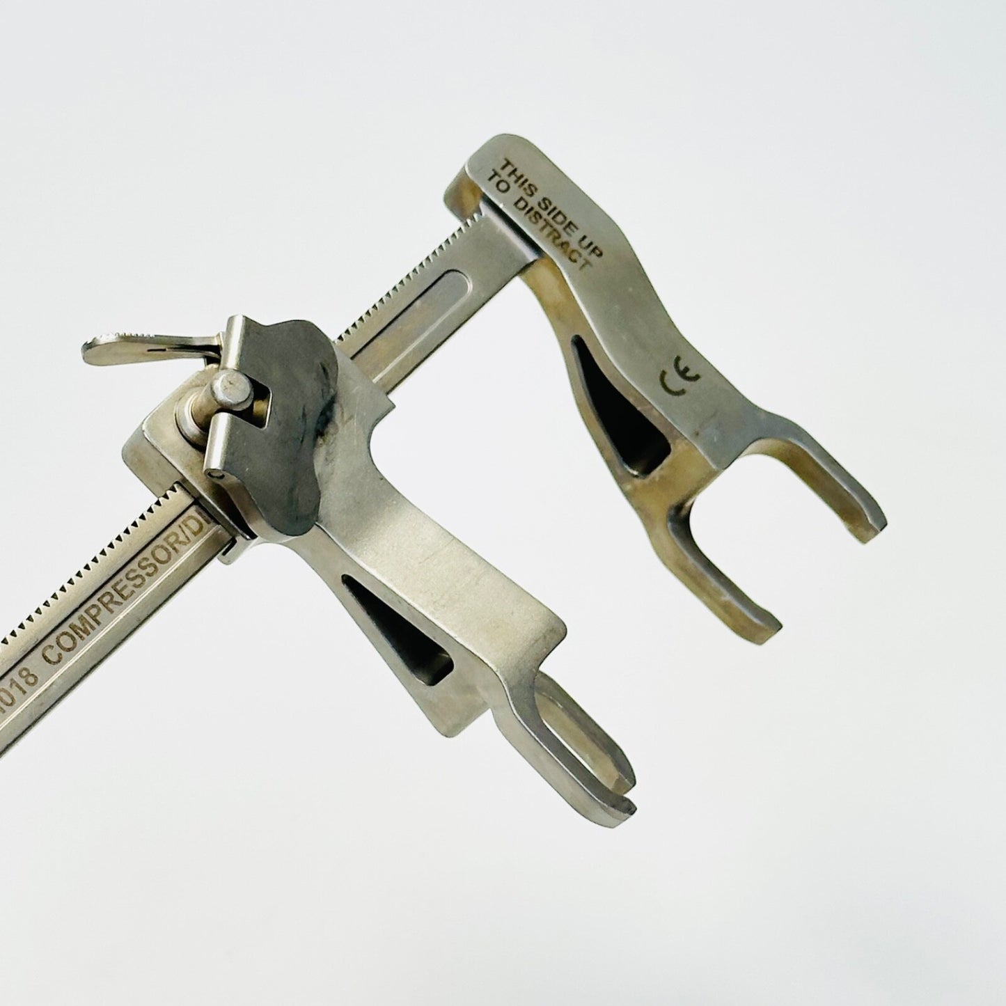 Medtronic 7570930 Compression/ Distraction Rack W/ 7570932 Actuator INSTRUMENT