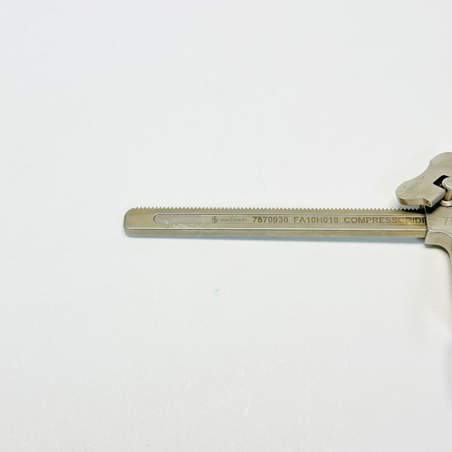 Medtronic 7570930 Compression/ Distraction Rack W/ 7570932 Actuator INSTRUMENT