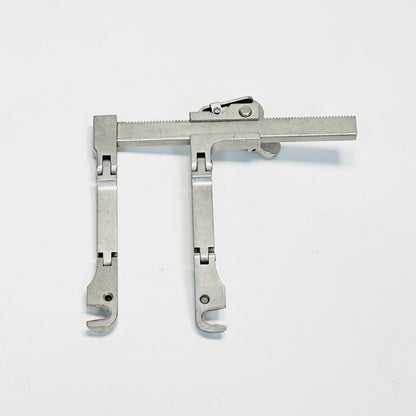 Medtronic 875-110 Transverse Self-Retaining Retractor W/ BLADES