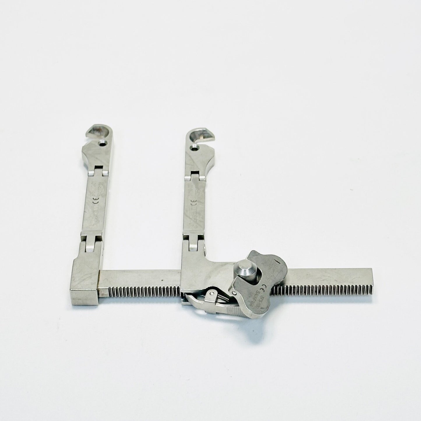 Medtronic 875-110 Transverse Self-Retaining Retractor W/ BLADES
