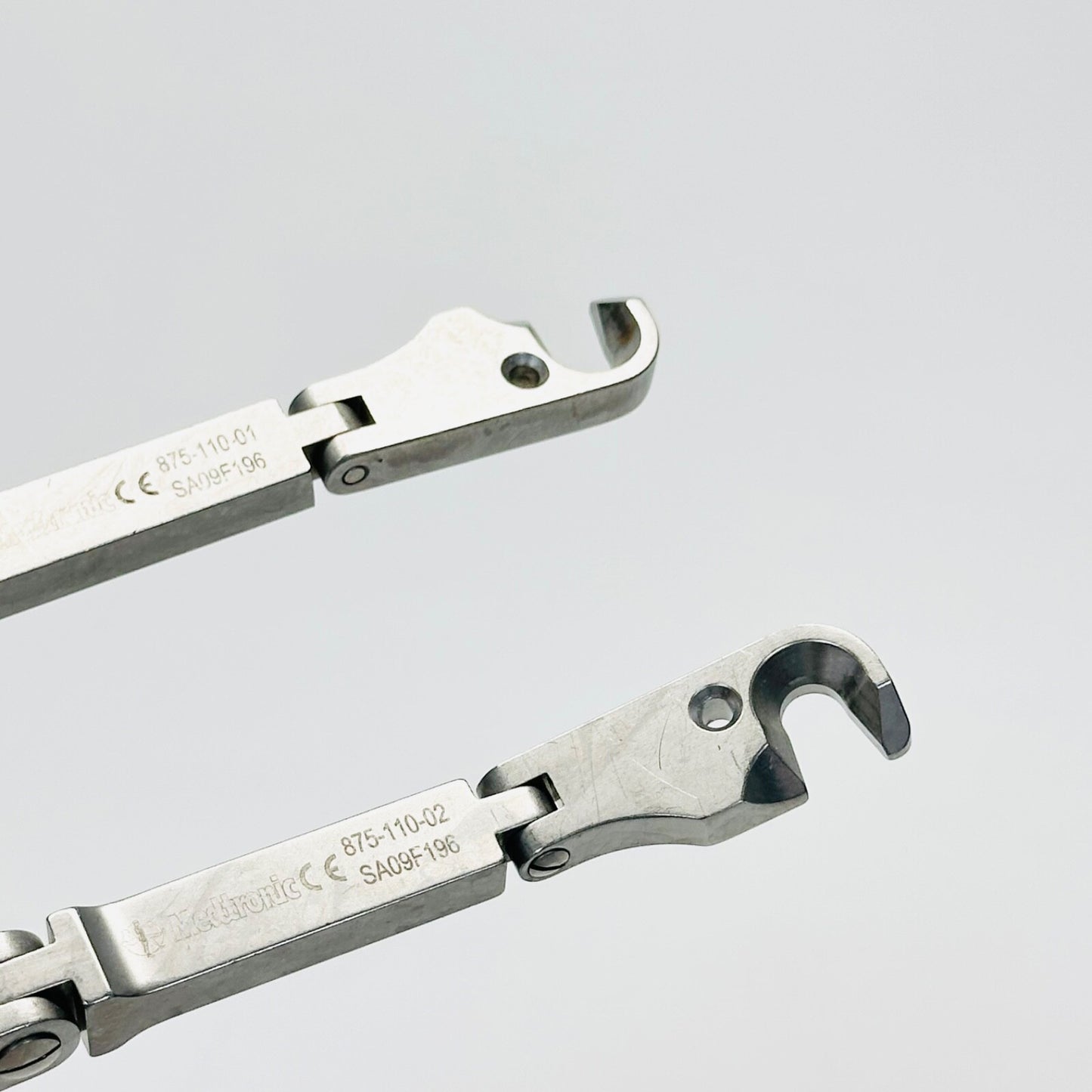 Medtronic 875-110 Transverse Self-Retaining Retractor W/ BLADES