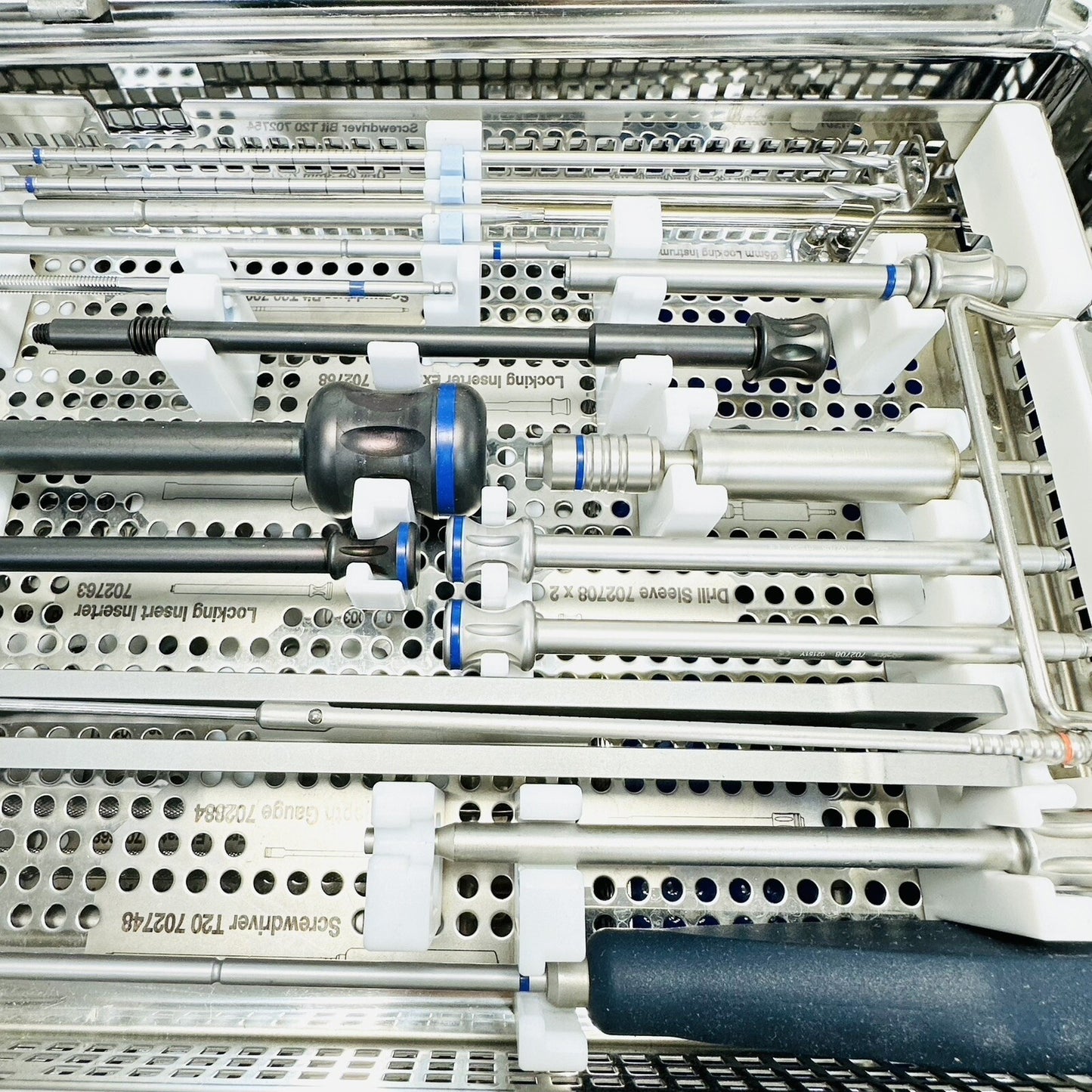 Stryker Axsos Basic Instrumentation Set W/ Tray As Is