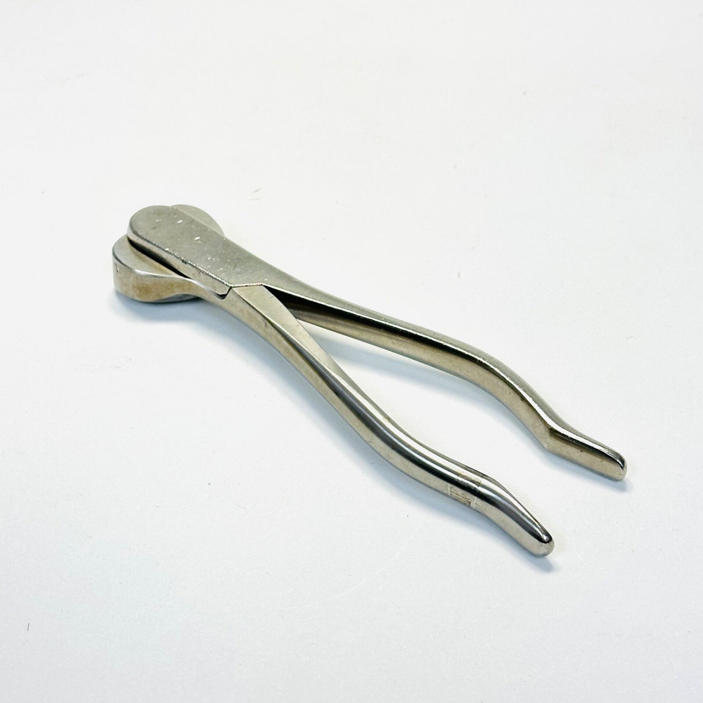 V. Mueller OS3062 Wire Cutter  Martin 6-1/2 Inch INSTRUMENT