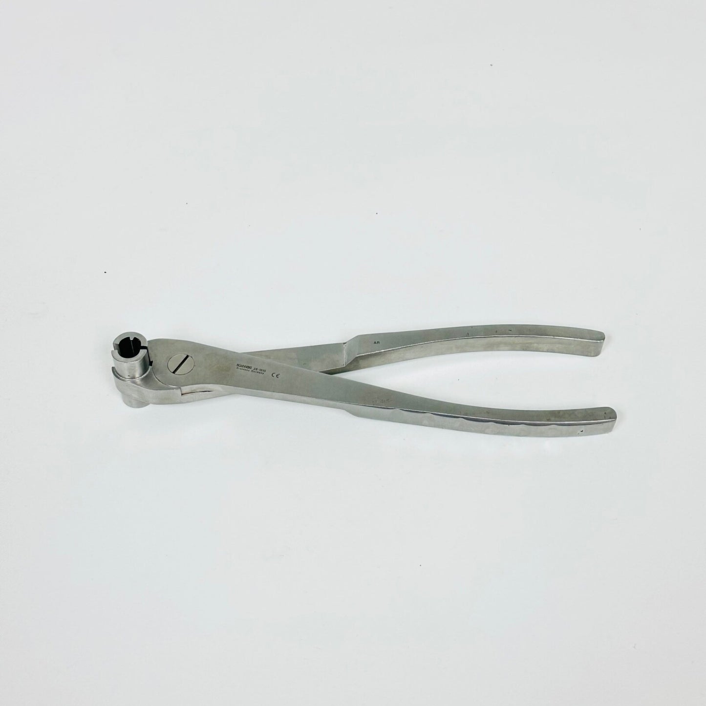 Arthrotek / W. Lorenz 28-1015 / 906810 10mm BTB Crimping Pliers Instrument