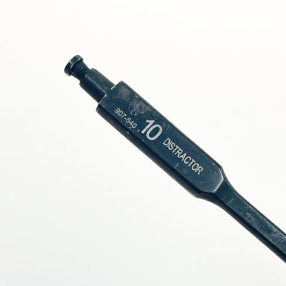 Medtronic 907-540 TAN DISTRCTR SIZE 10 Instrument