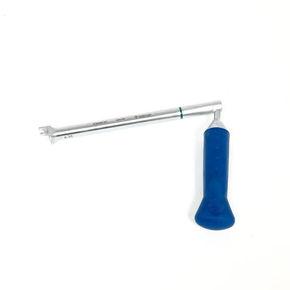 Medtronic EX0106393 counter-torque / rod-pushing instrument