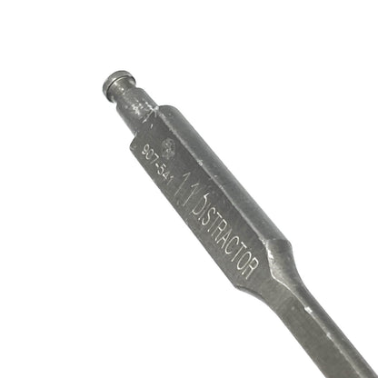 Medtronic 907-541 Tan Distrctr 11 Instrument