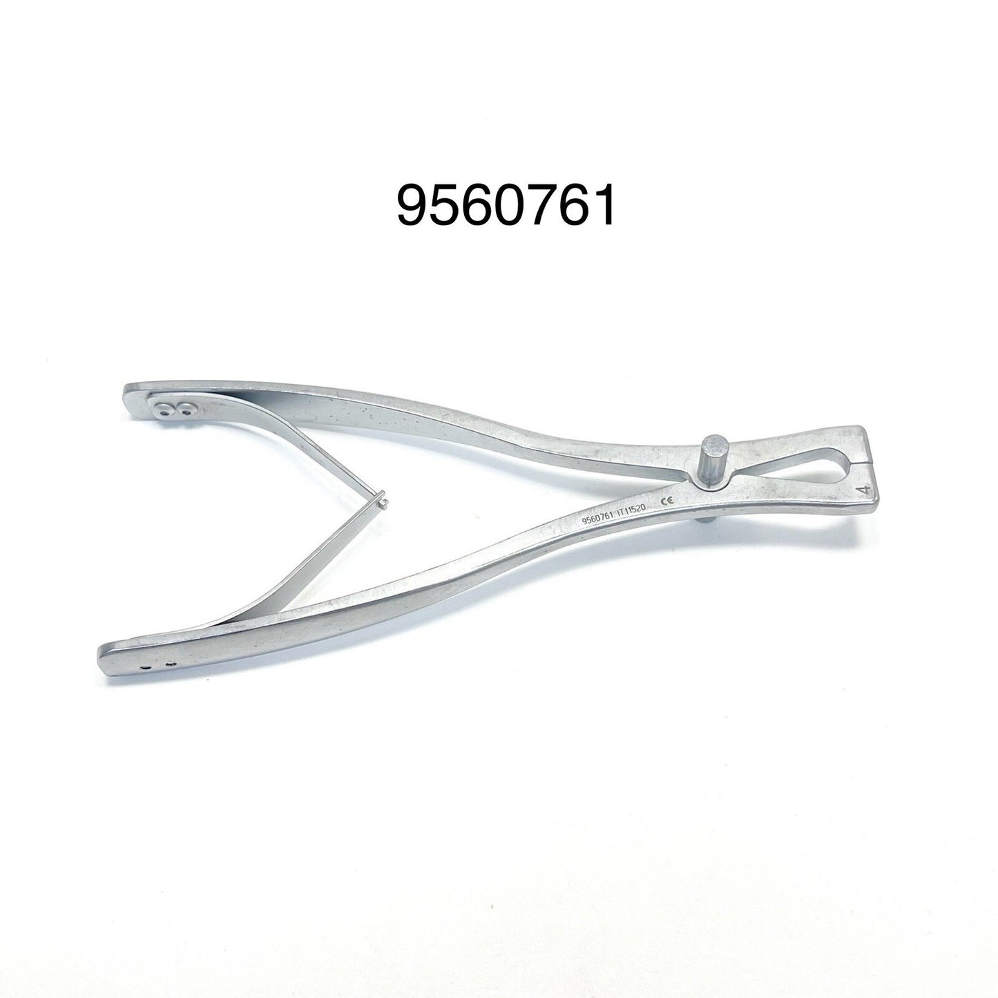 Medtronic 9560761 METRx 40mm Opener / Closer Instrument