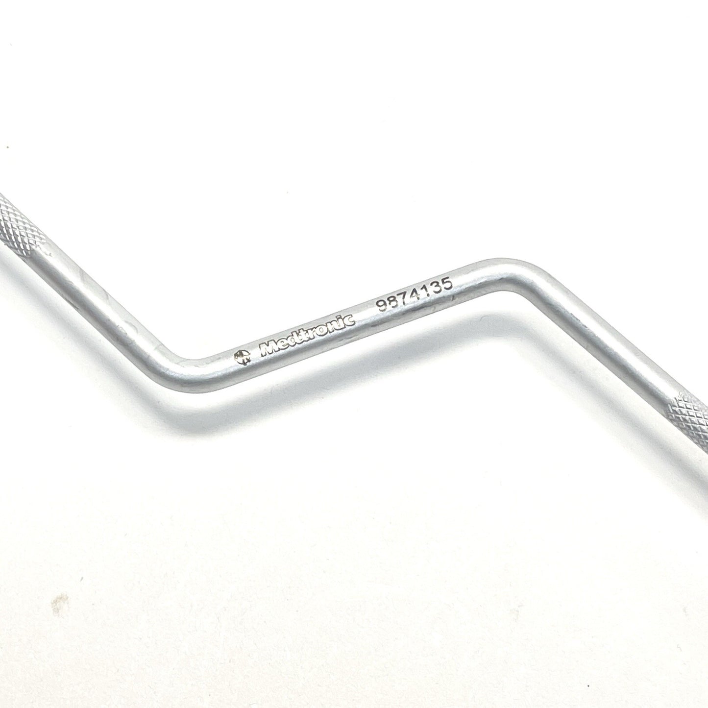 Medtronic 9874135 DOUBLE-ENDED 35MM 37MM Instrument