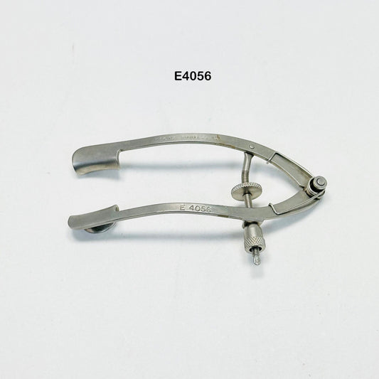 Storz E4056 Lancaster Eye Speculum Instrument