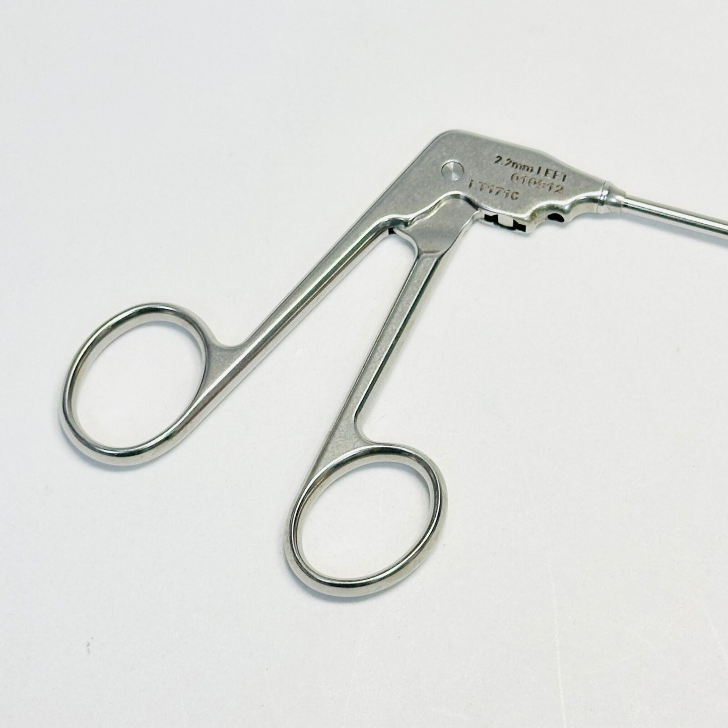 Smith & Nephew / Acufex 010912 Basket Punch, Rotary 90° 2.2 mm Left Instrument