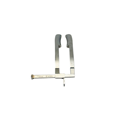 storz E4086 McKinney Eye Speculum 2.4 inches Instrument