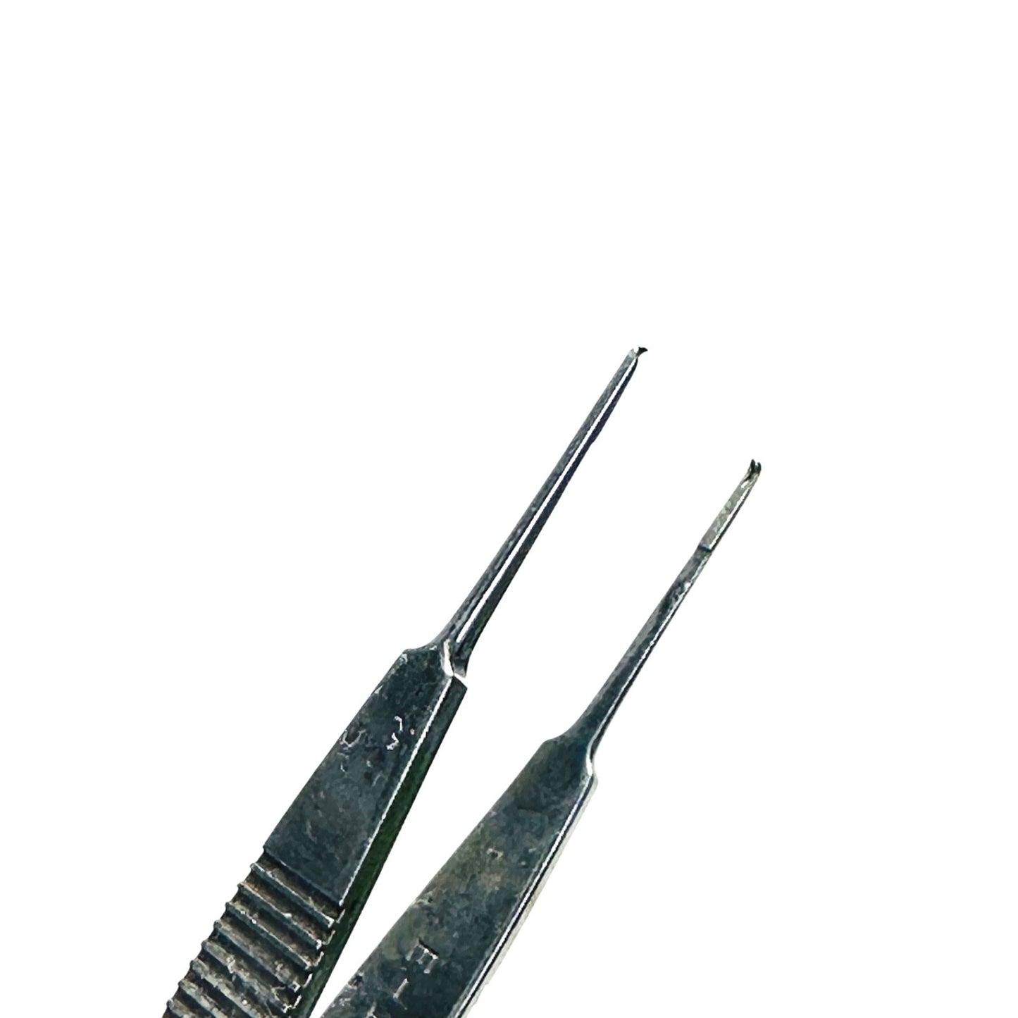 STORZ E1802 Castroviejo Suturing Forceps 0.9mm Narrow Instrument