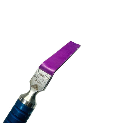 Medtronic 875-050 TRIMLINE Hand-Held Retractor, Straight, 18mm Instrument