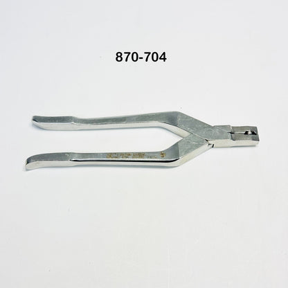 Medtronic 870-704 Bending Iron Instrument