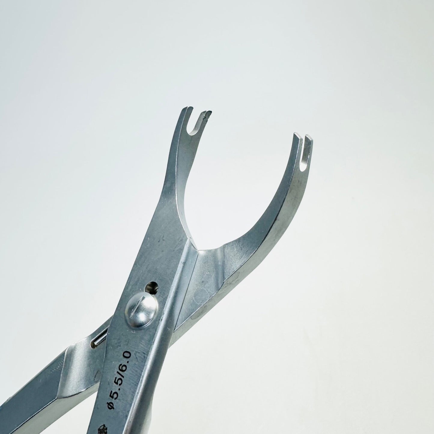 Medtronic 5584165 Curved Compressor Instrument