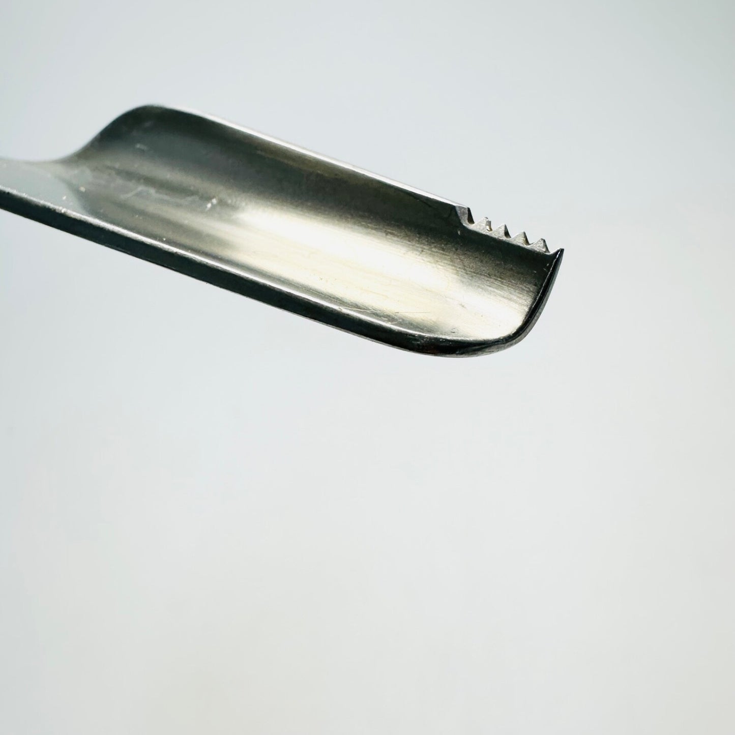 Medtronic Y8391011 Slimline Retractor Left Instrument