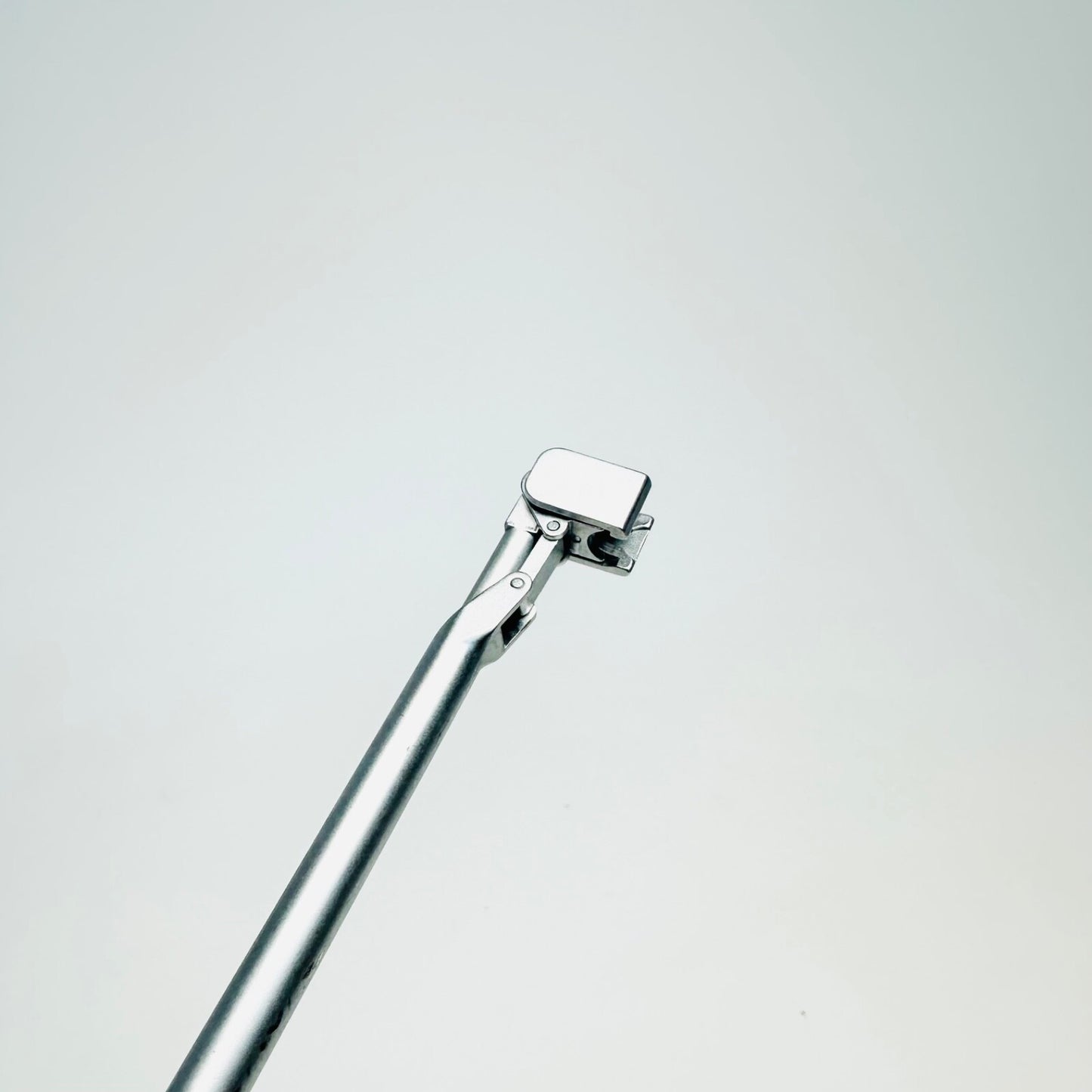 Medtronic 7221006 Articulating Peek Rod Holder Instrument