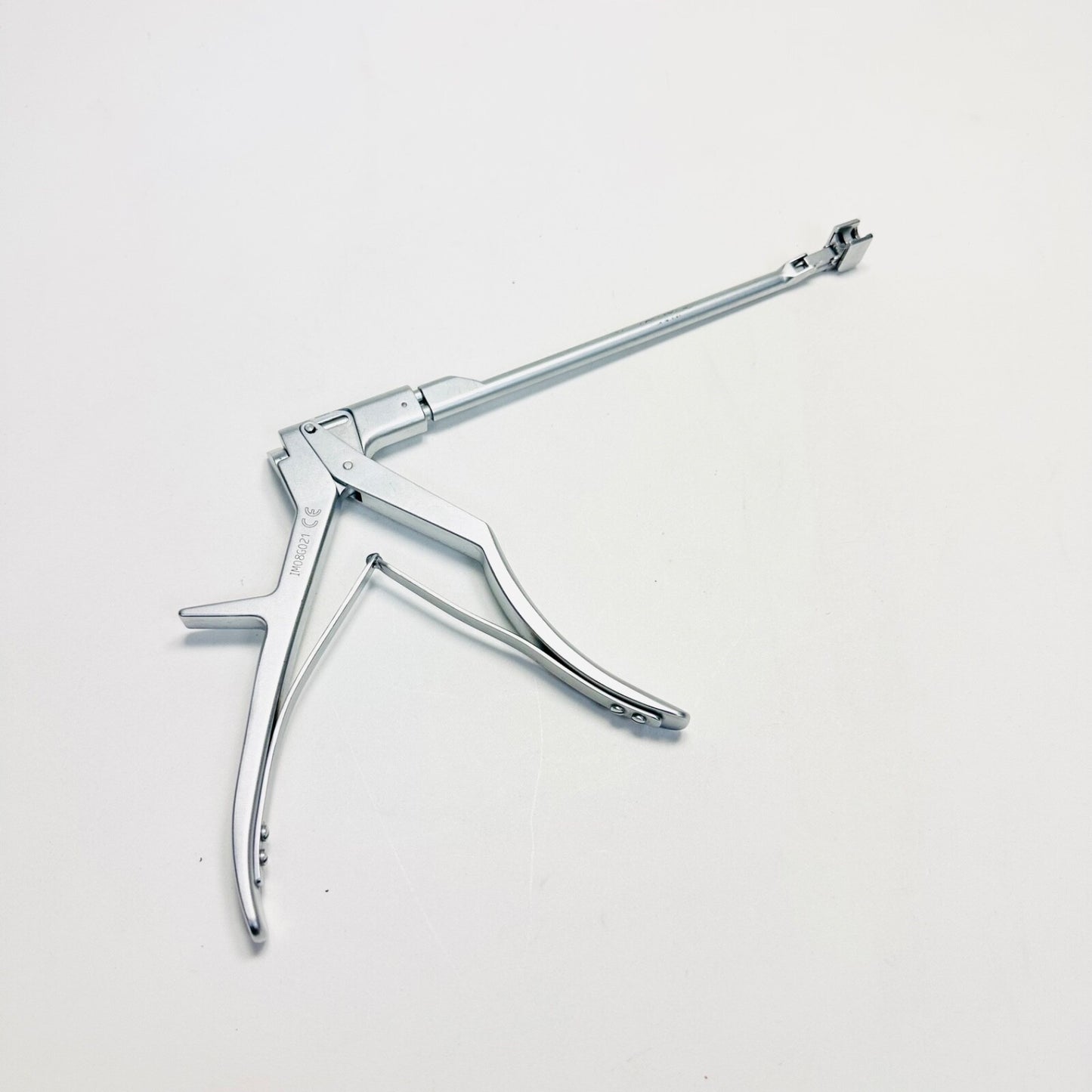 Medtronic 7221006 Articulating Peek Rod Holder Instrument