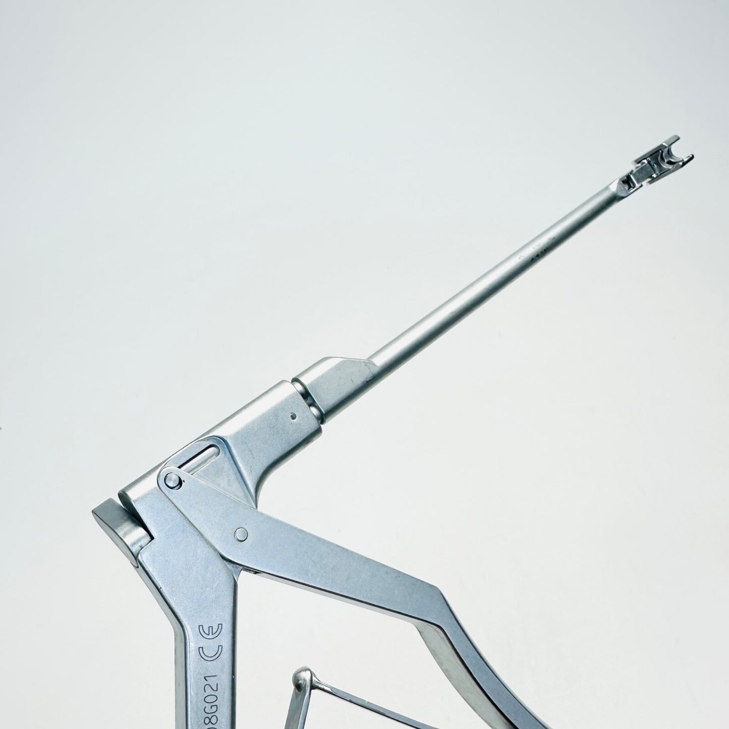 Medtronic 7221006 Articulating Peek Rod Holder Instrument