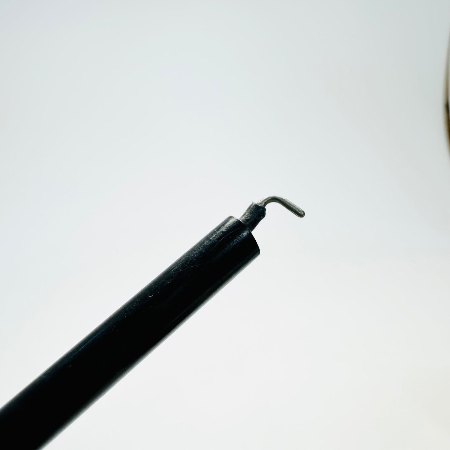 L-HOOK Monopolar Electrosurgical Hook Electrode Instrument