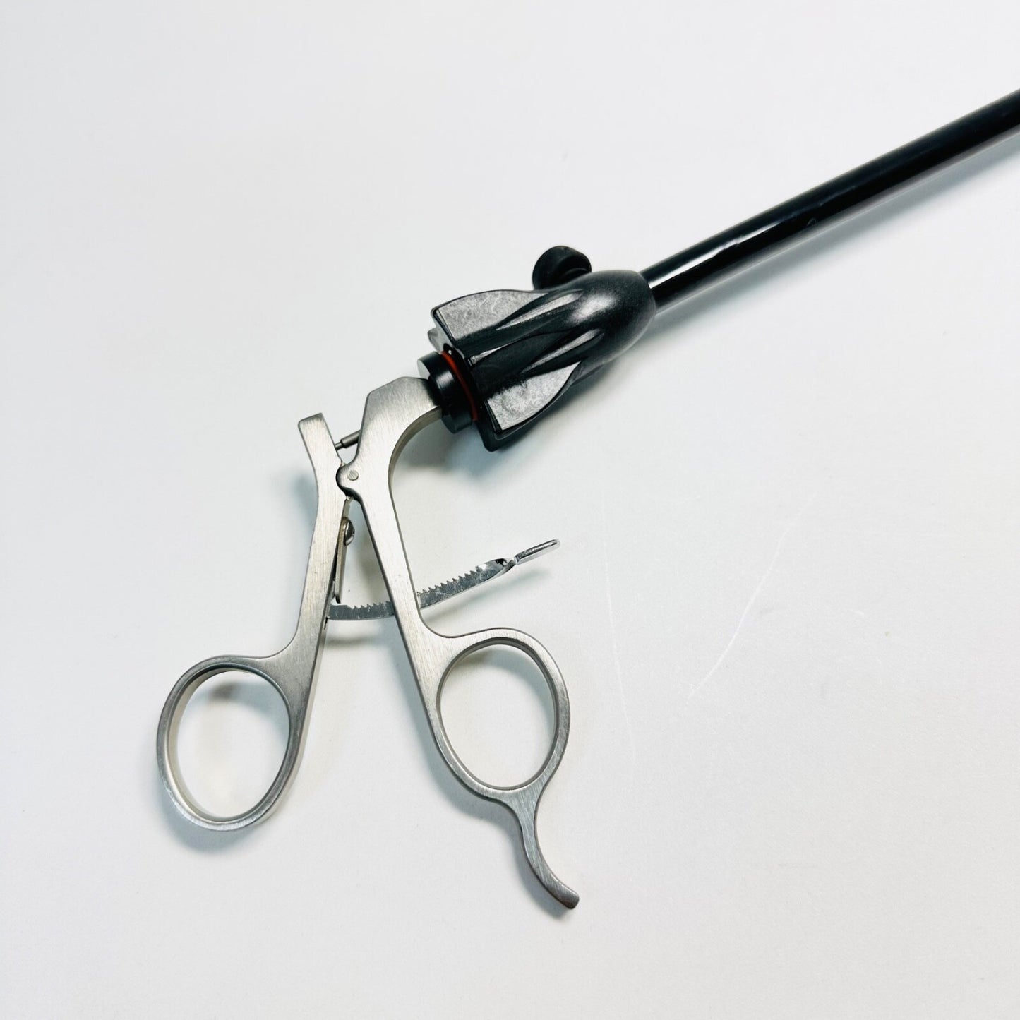 Snowden-Pencer 88-8314 Angled Circle Grasper, 45cm, 10mm, Ratcheted Instrument