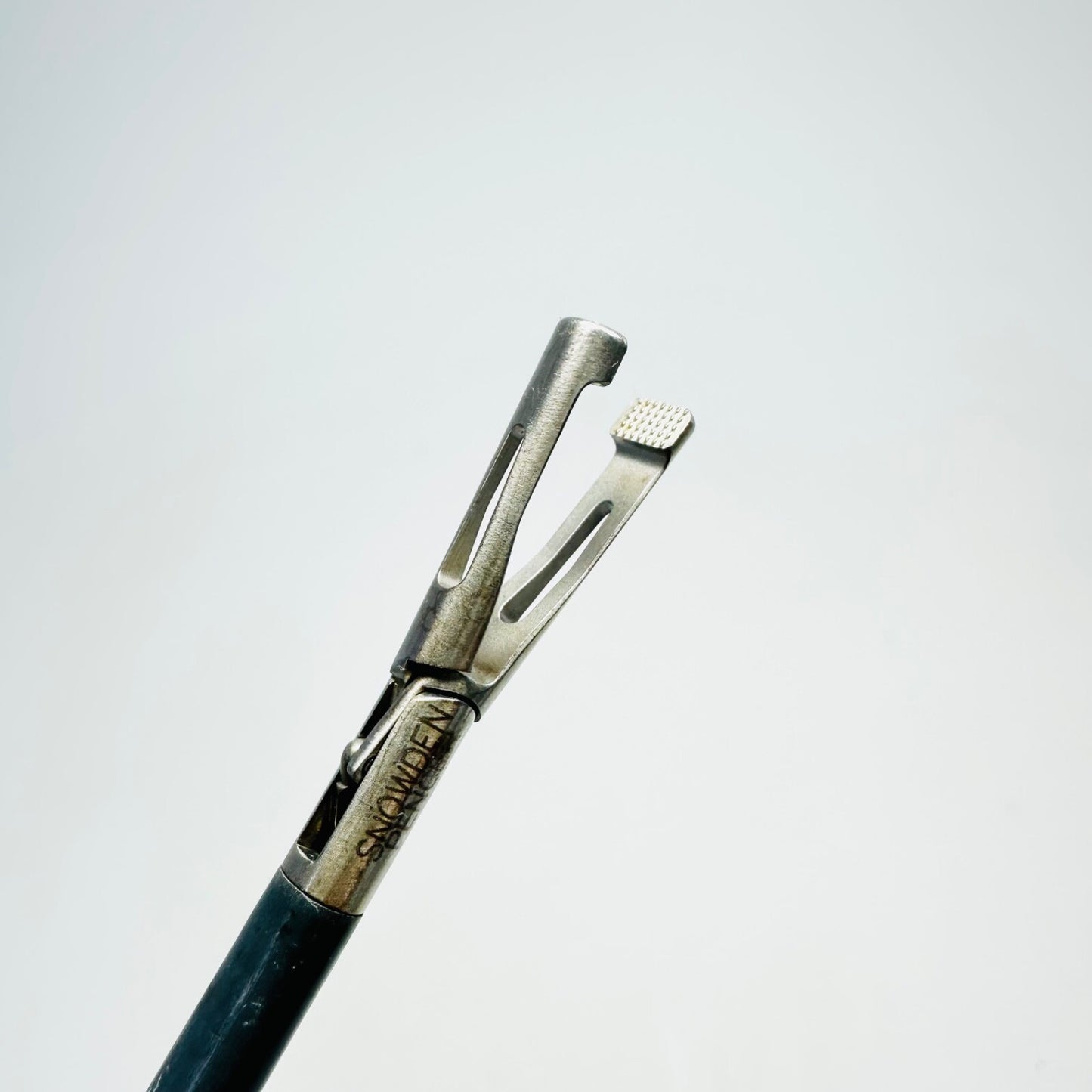 Snowden-Pencer SP90-6373 Teardrop Babcock Grasper, 5mm x 36cm Instrument