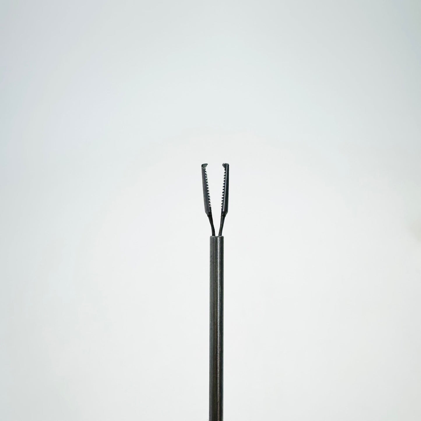 K. MEDIC / PILLINGS KM46739 Kleinert-Kutz Tendon Retriever Serrated, 8" (20.3Cm)