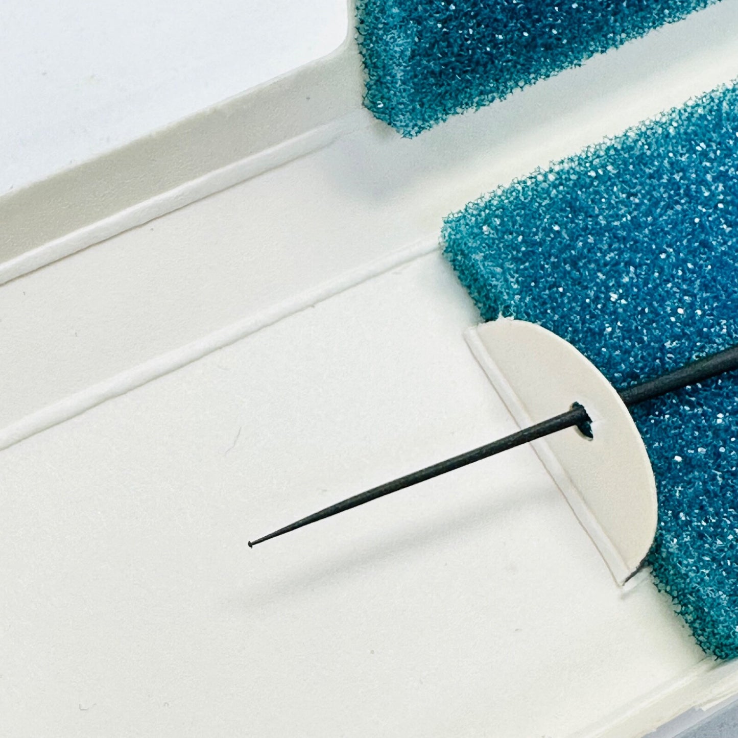 RICHARDS 13-0445 McGee Farrior Small Pick, Angled 20°, Straight 0.5mm Tip, 6.2€œ