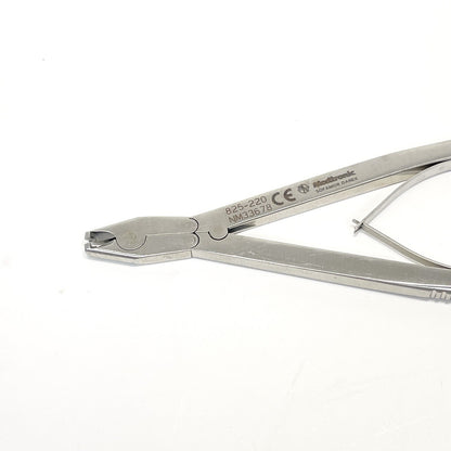 Medtronic 825-220 Cable Crimper Instrument