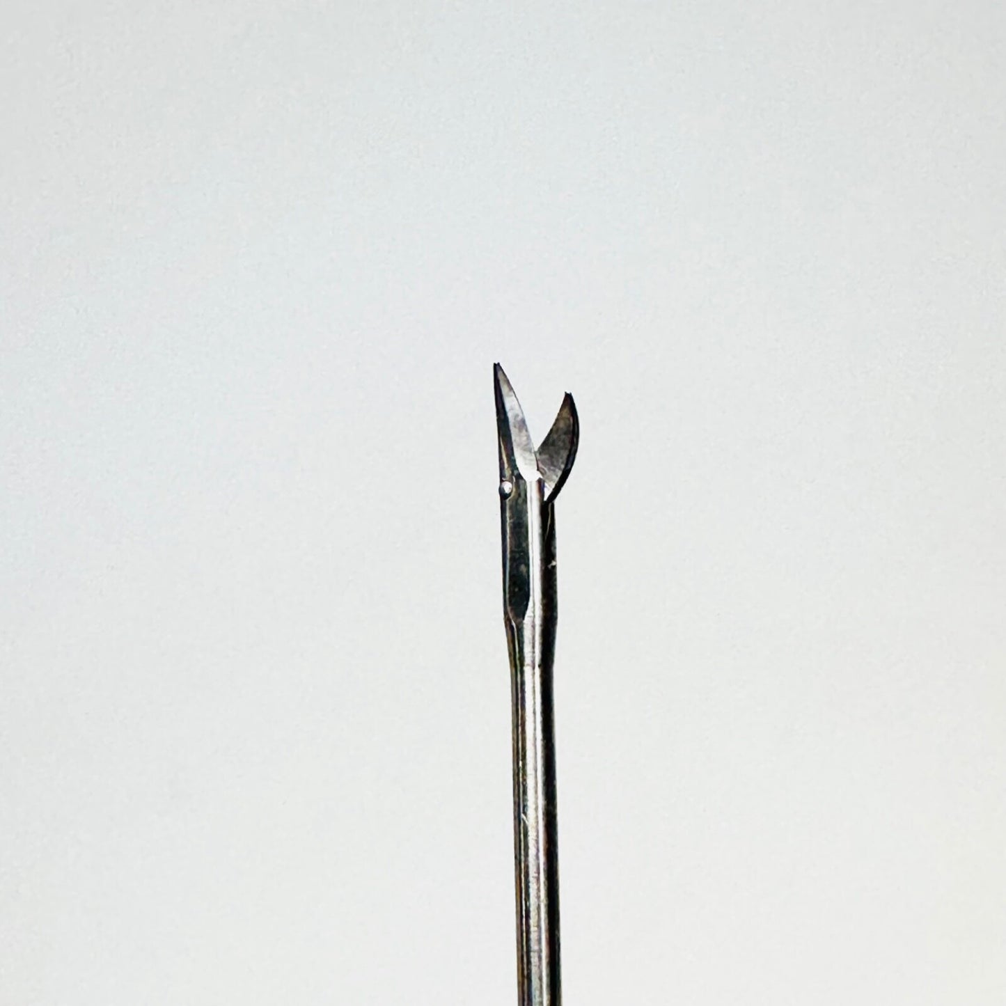 PILLING 50-6475 Jako-Kleinsasser Micro-Laryngeal Scissors, curved left 22 cm