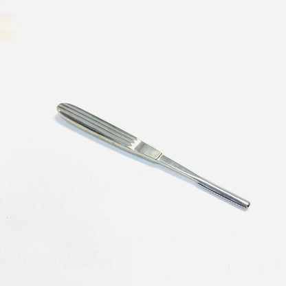 STORZ N4524 Maltz Rasp 20 teeth. 33mm long. 6.6mm wide, 6.6 in Instrument