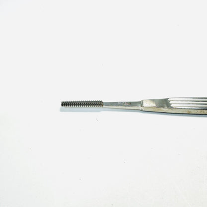 STORZ N4524 Maltz Rasp 20 teeth. 33mm long. 6.6mm wide, 6.6 in Instrument