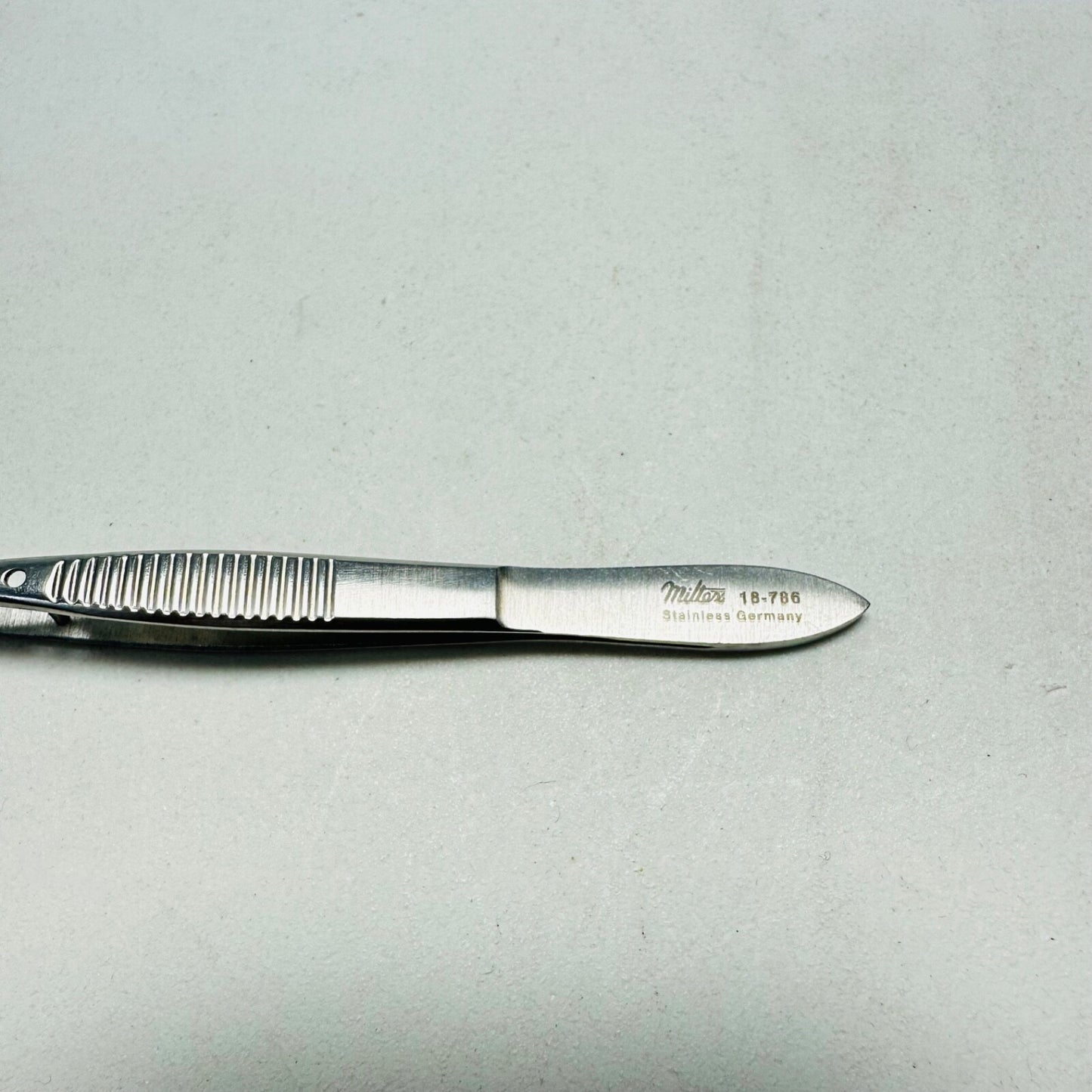 Miltex 18-786 Iris Forceps 4 Inch, 1 X 2 Teeth Instrument