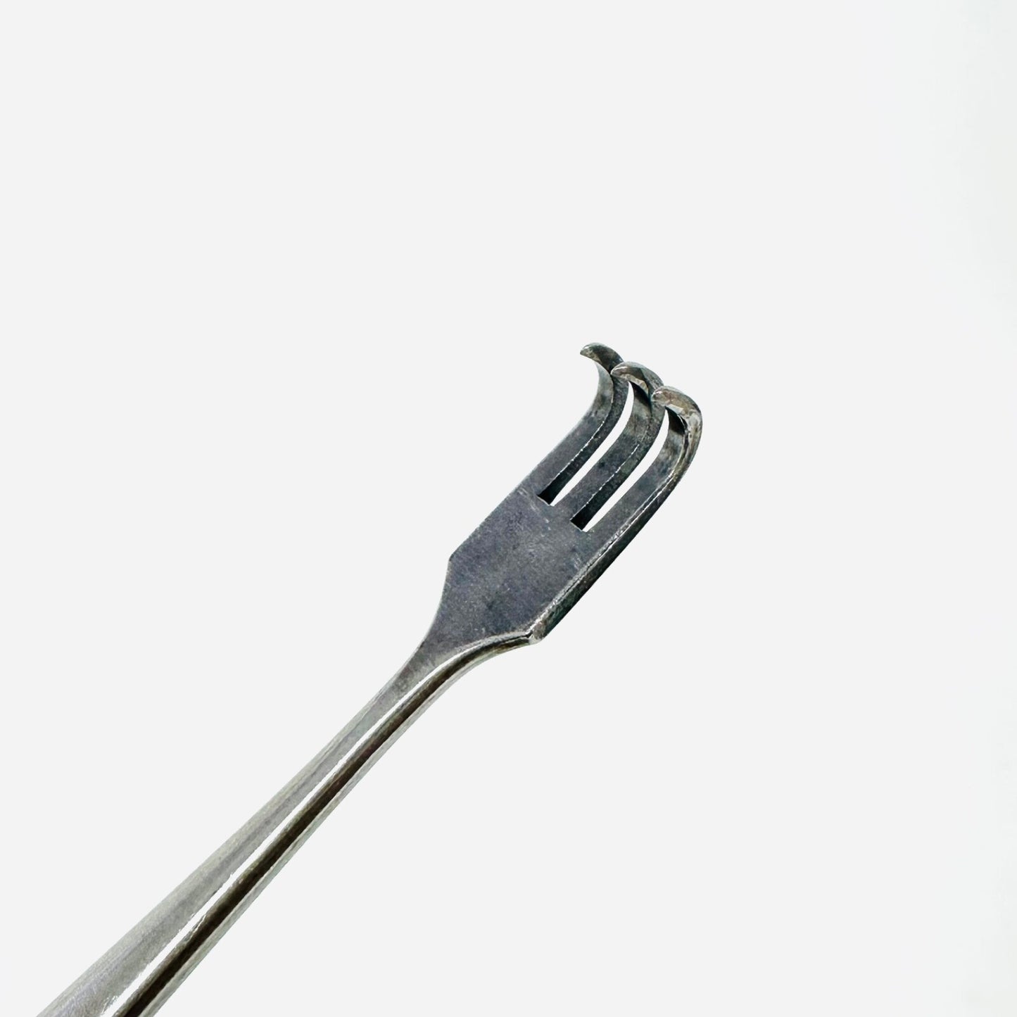 Ssi Surgical 3-Claw / Prong Skin Retractor 6.5 inch Instrument