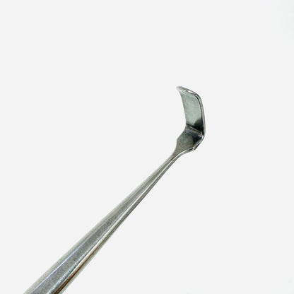 Ssi Surgical 3-Claw / Prong Skin Retractor 6.5 inch Instrument