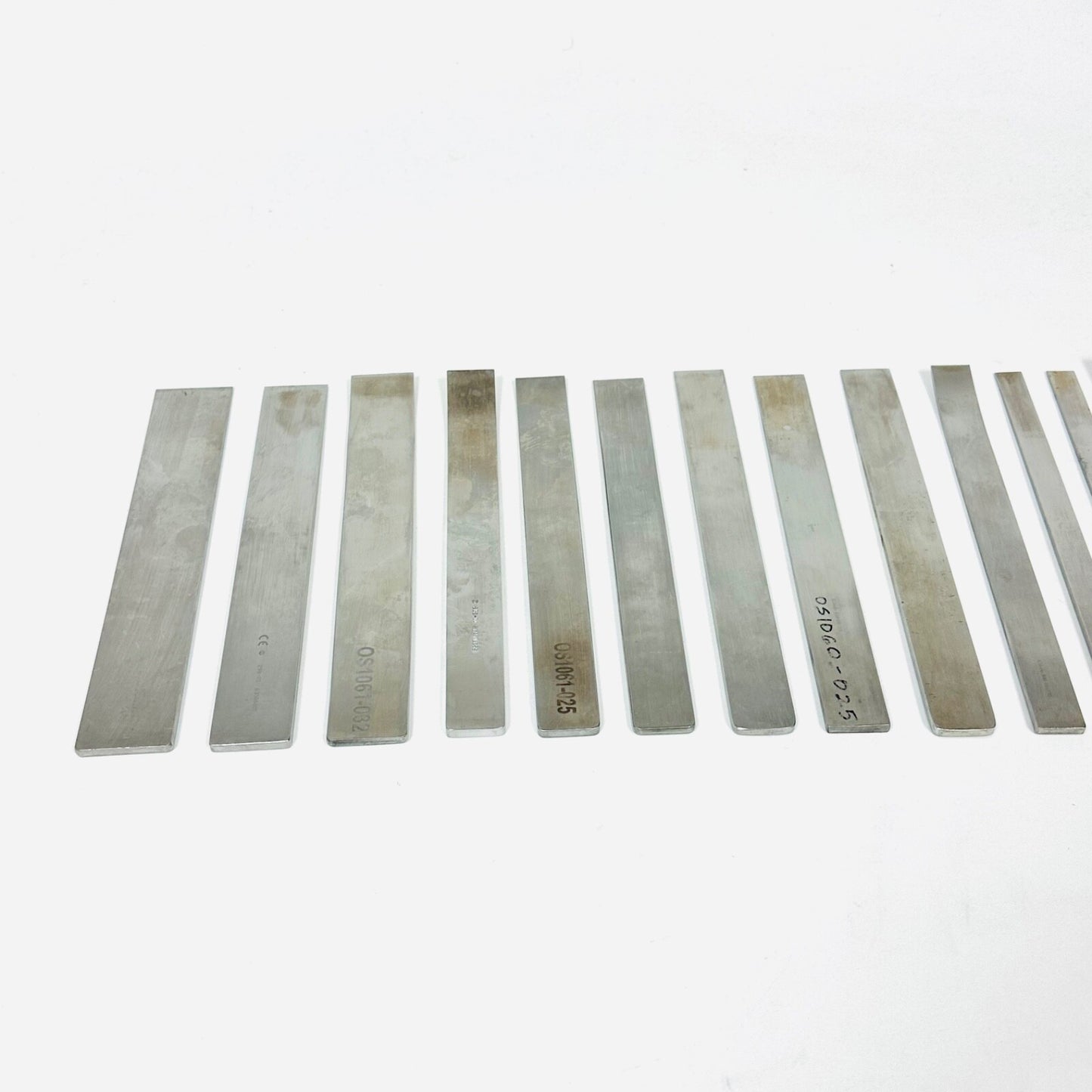 V. MUELLER / ZIMMER /K MEDIC Lambotte-Type Osteotomes Different Sizes LOT OF 19