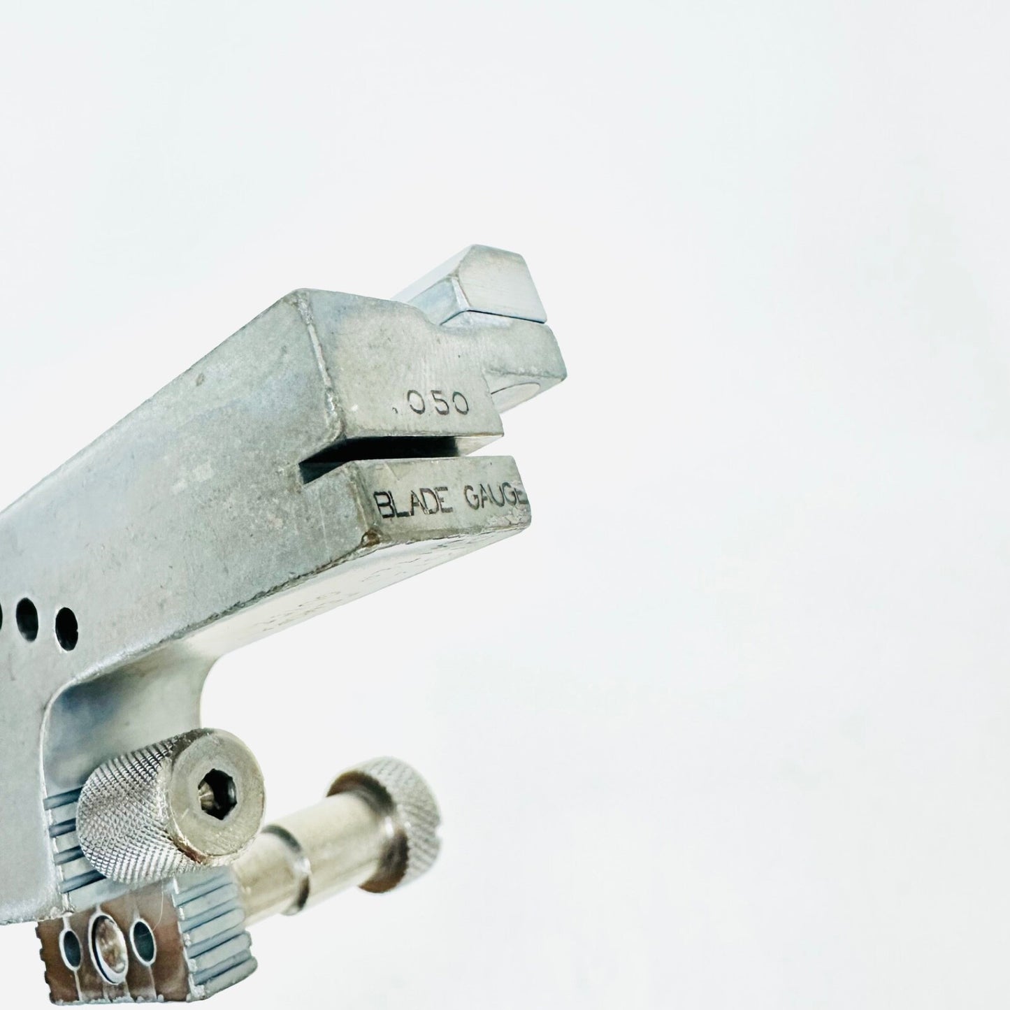 Stryker / Osteonics 3174-2000-P Distal Femoral Meter Guide Instrument