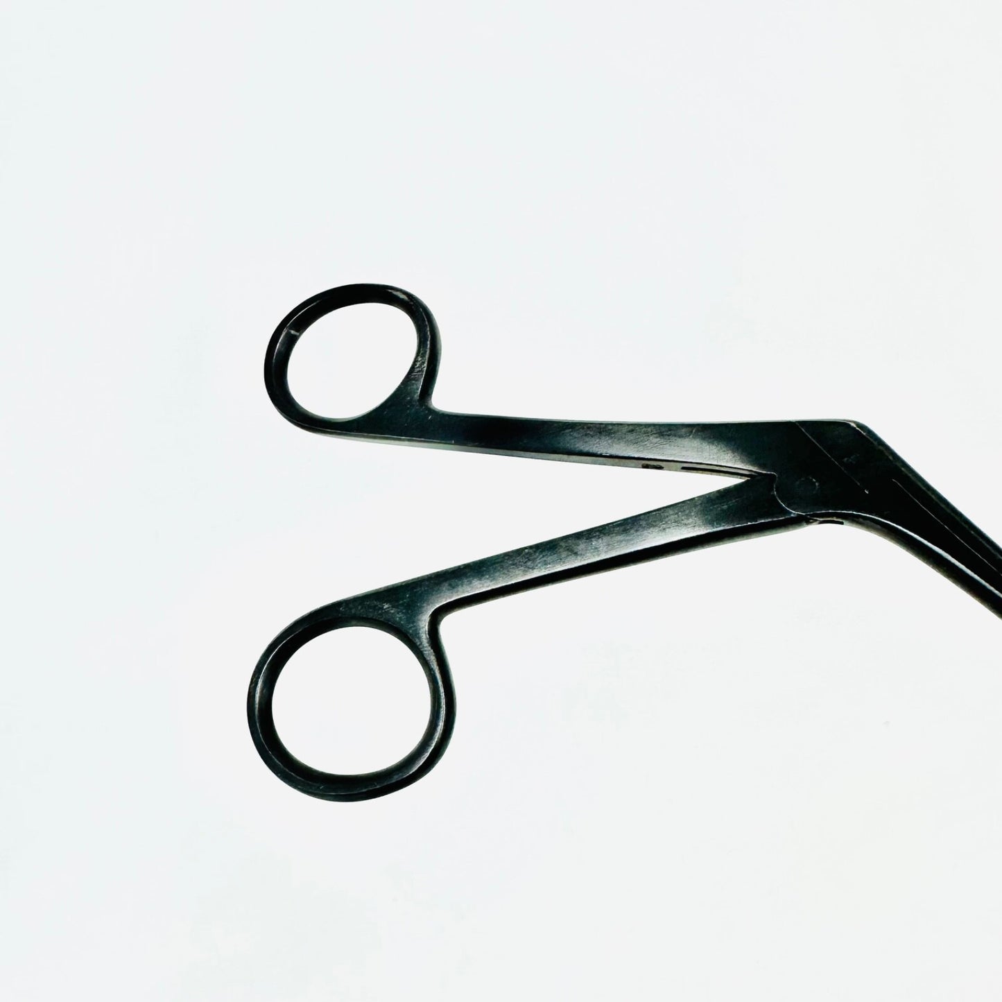 SPO24-0006 Pituitary Straight Forceps 2 X 10mm Cup, Black Instrument