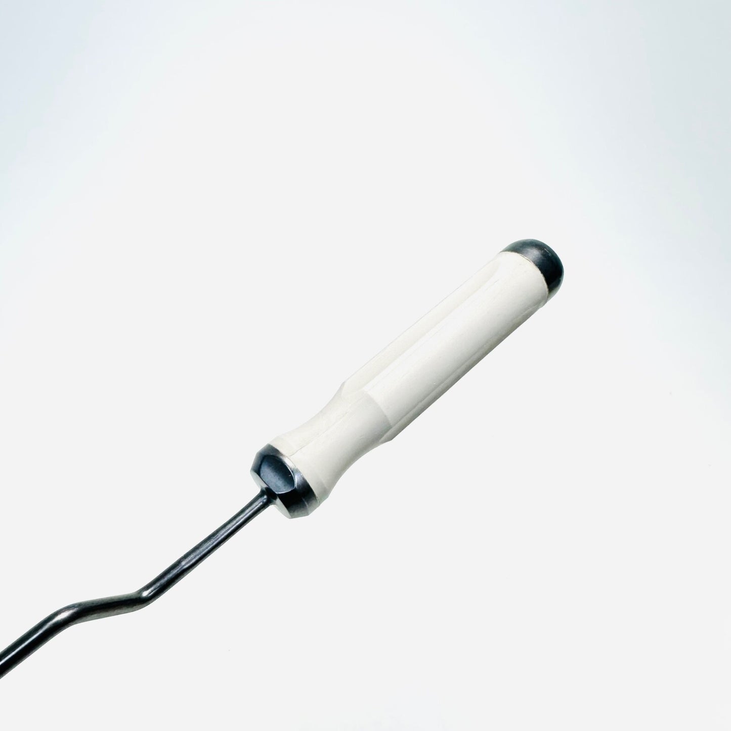 Medtronic 9569624 Metrx II - Curette Bayoneted 5.2mm Angled Instrument