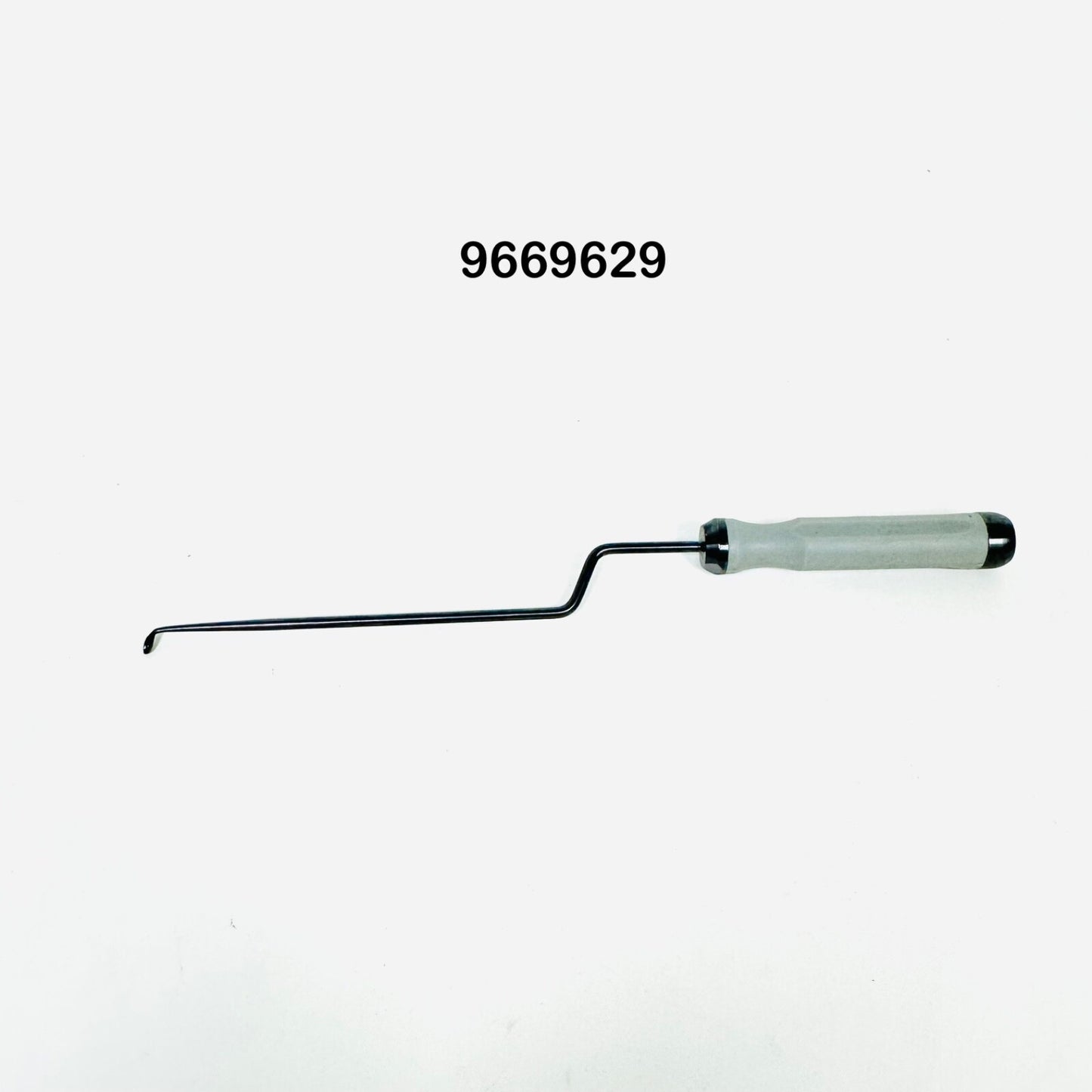 Medtronic 9569629 METRx II Bayonet Curette, 3.6mm, Reverse Ang Instrument