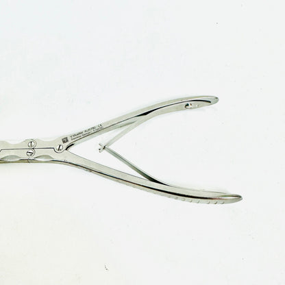 V. Mueller AU6790 BEYER RONGEUR double  action  4 X 15mm BITE Instrument